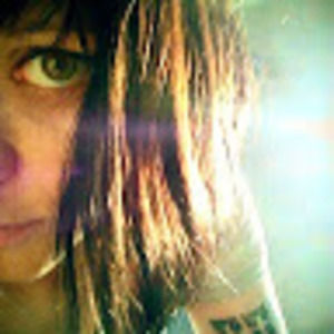 Meet your Posher, Olivia kaya